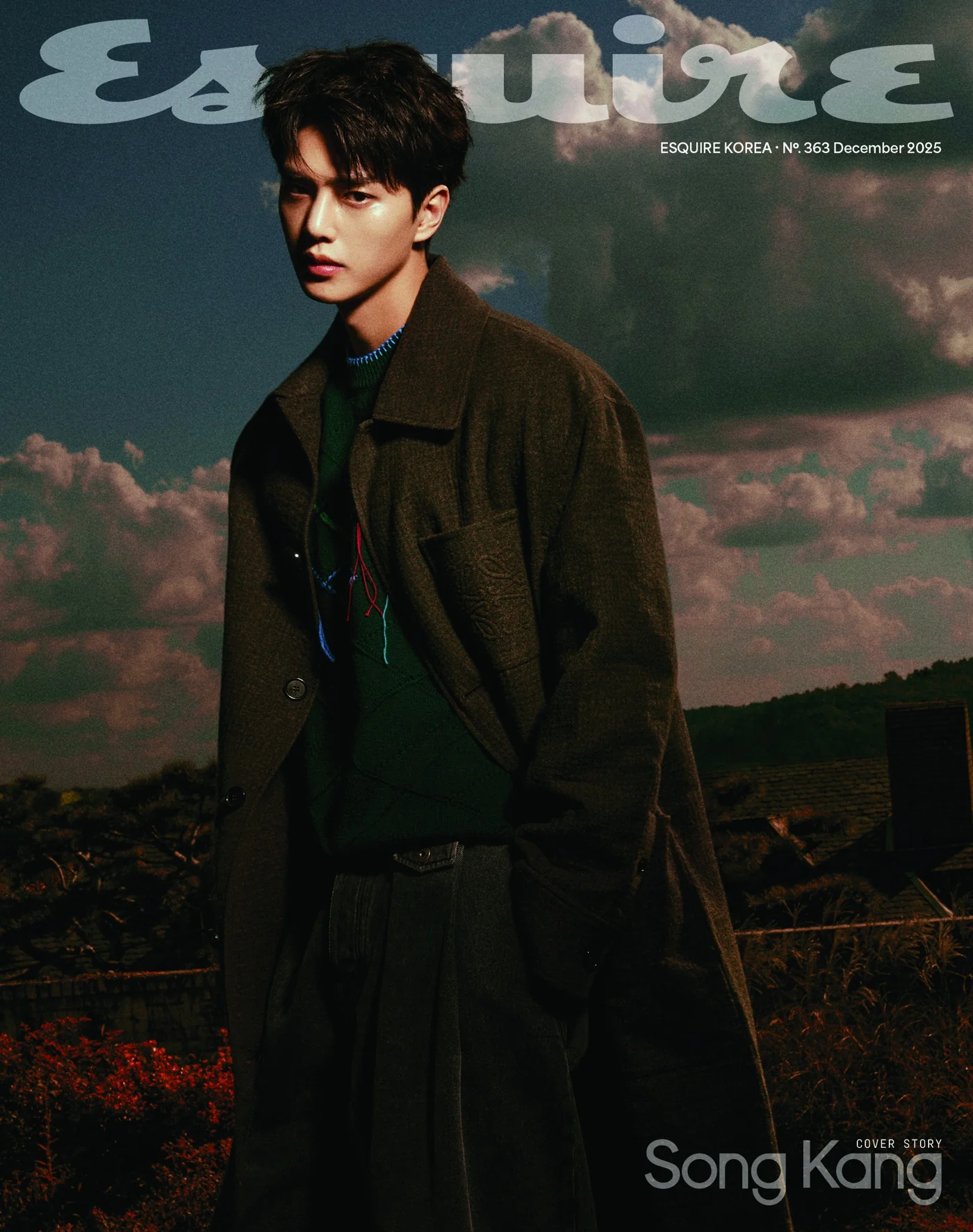 esquire - 2025.12 SONG KANG D Type