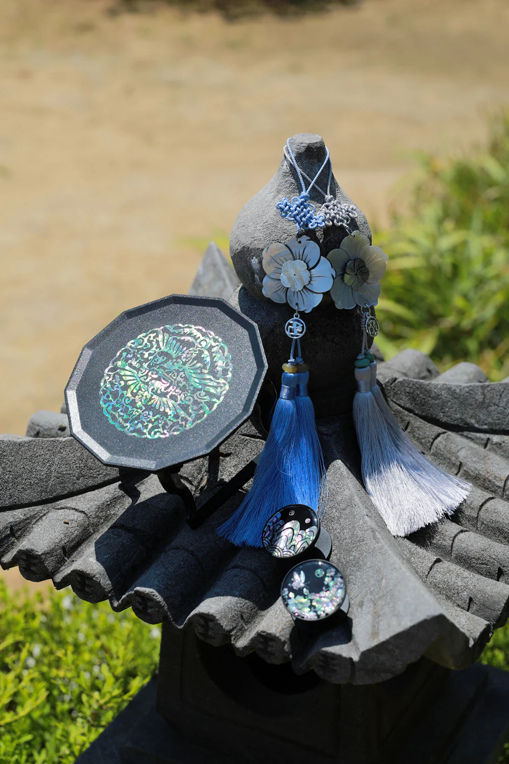 LEESLE - Jade Mother-of-pearl Ornament - Image 5