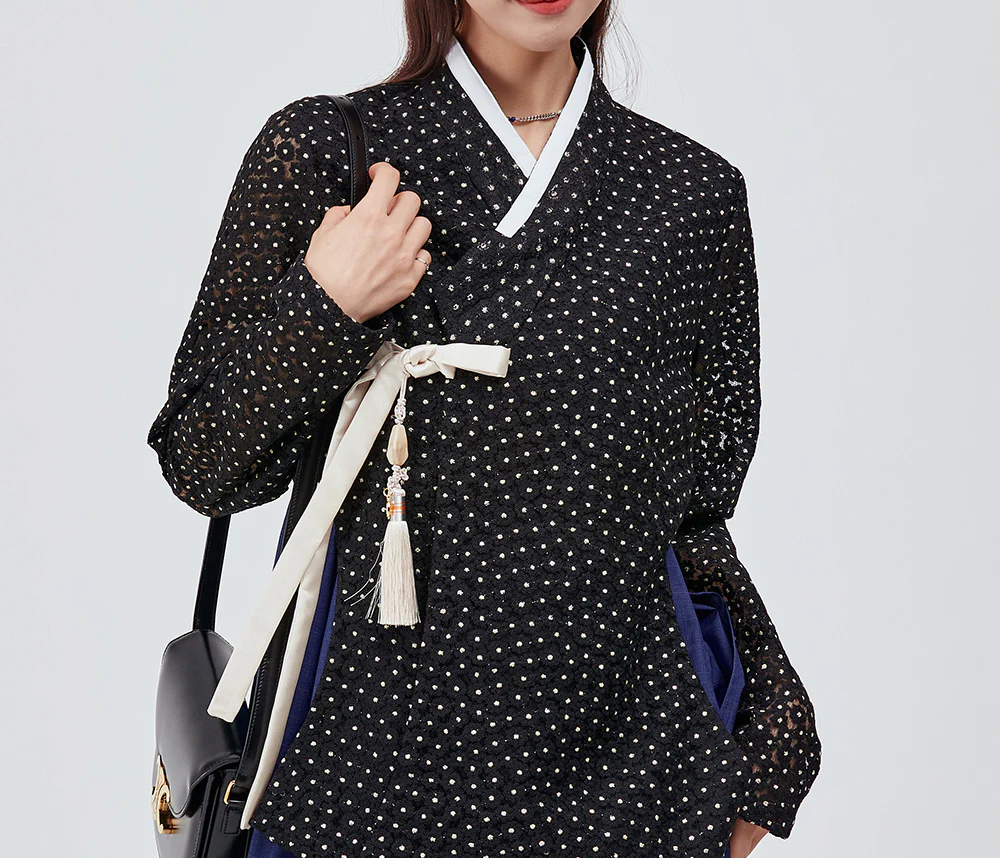 LEESLE - Muah Ornament - Image 5